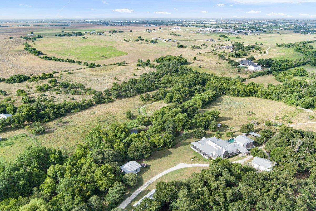 100 S Dewberry Creek TRL