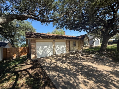 Photo of 1108 ECHO LN, Austin, TX 78745 (MLS # 2254726)