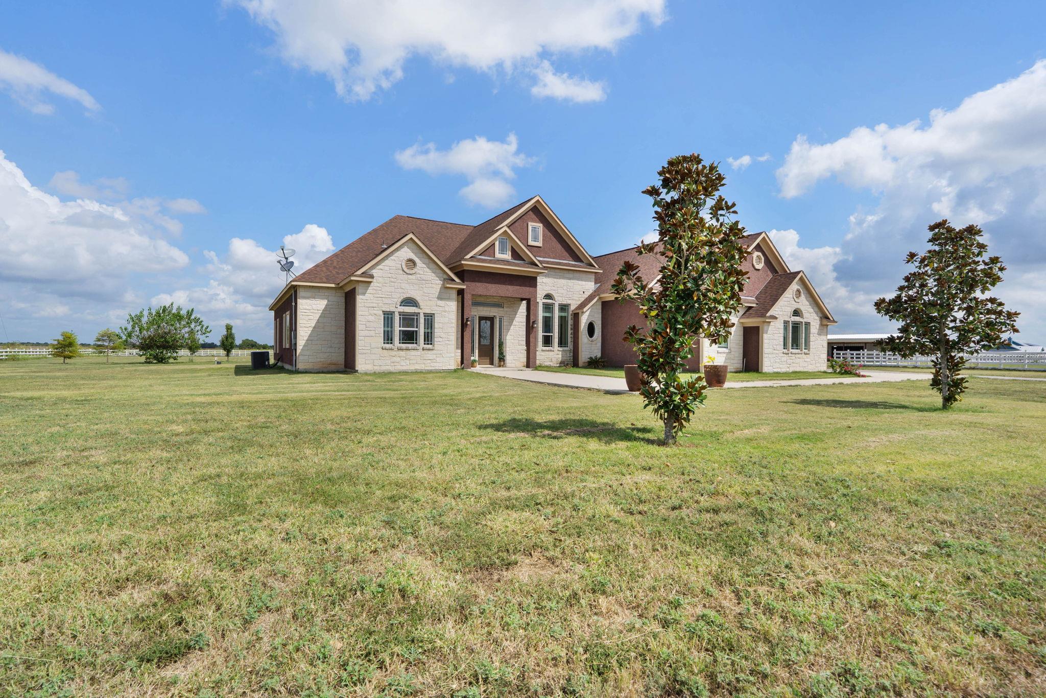 1050 Fm 619 RD