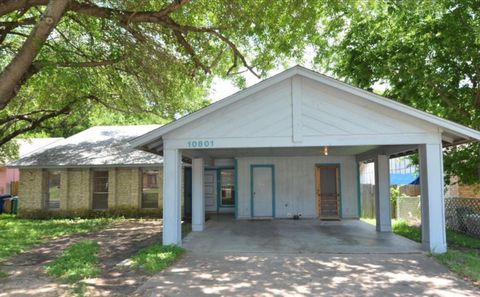 Photo of 10801 Lanshire DR #B, Austin, TX 78758 (MLS # 3612185)