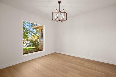 Tiny photo for 11713 Knollpark DR, Austin, TX 78758 (MLS # 4151934)