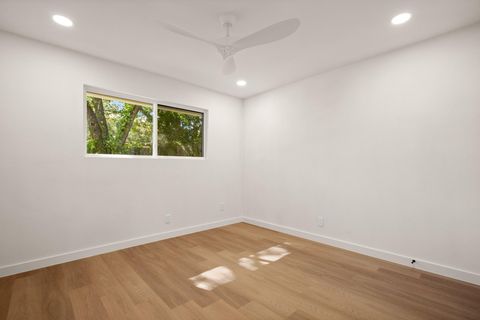 Tiny photo for 11713 Knollpark DR, Austin, TX 78758 (MLS # 4151934)