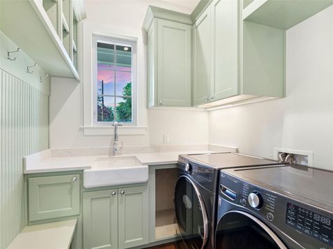 Tiny photo for 1603 Willow ST, Austin, TX 78702 (MLS # 4347376)