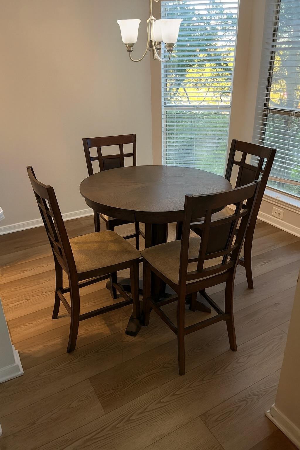 6000 Sepherd Mountain CV