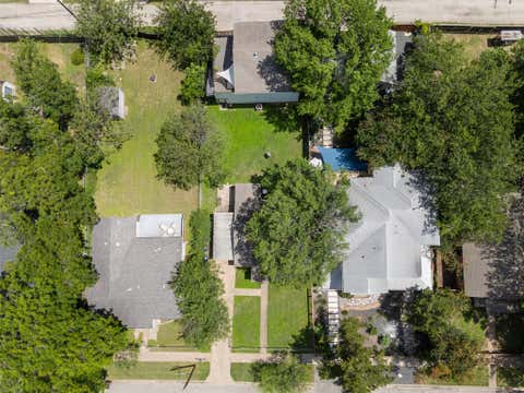 Tiny photo for 1610 Willow ST, Austin, TX 78702 (MLS # 5478955)