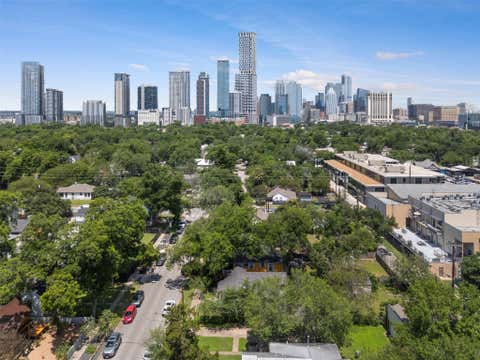 Tiny photo for 1610 Willow ST, Austin, TX 78702 (MLS # 5478955)