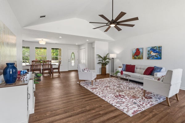 207 MEADOW OAKS DR, DRIPPING SPRINGS, TX 78620 - Image c6a88c8b39b69858a498402c4a6ce541/2667190866