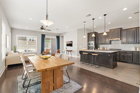 Photo of 7109 Cut Plains TRL, Austin, TX 78726 (MLS # 8853303)