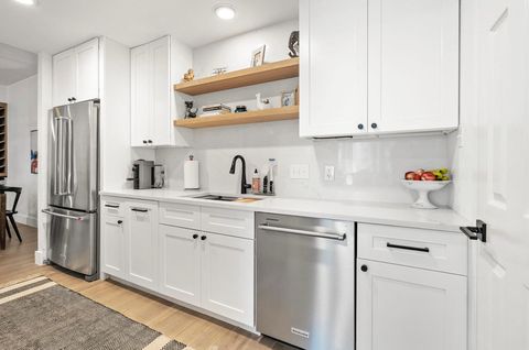 Tiny photo for 433 TOWNE PARKE TRL, Austin, TX 78751 (MLS # 4546796)