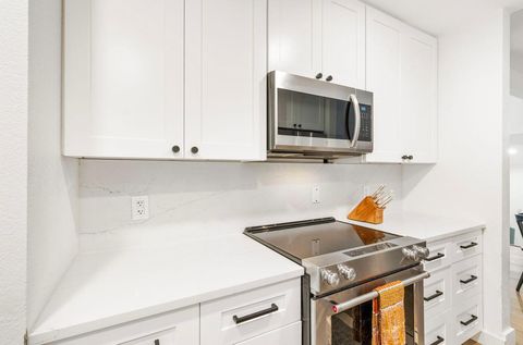 Tiny photo for 433 TOWNE PARKE TRL, Austin, TX 78751 (MLS # 4546796)