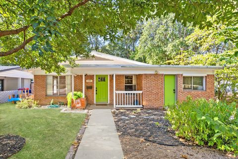 1105 Alegria RD Austin TX 78757