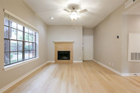 Tiny photo for 203 E 31st ST #104, Austin, TX 78705 (MLS # 9750960)