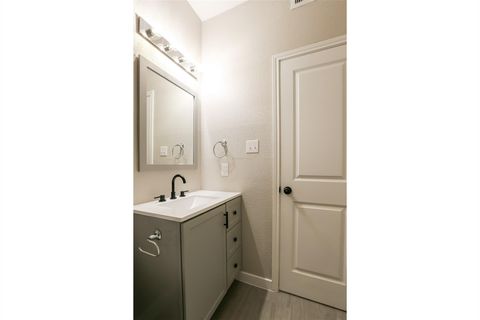 Tiny photo for 203 E 31st ST #104, Austin, TX 78705 (MLS # 9750960)