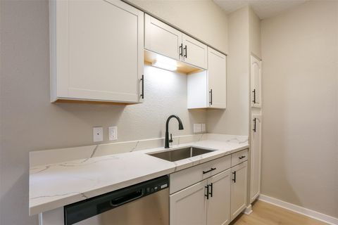 Tiny photo for 203 E 31st ST #104, Austin, TX 78705 (MLS # 9750960)