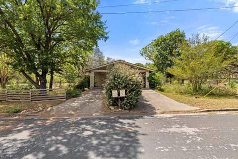 Photo of 1701 Stanley Ave, Austin, TX 78745 (MLS # 9245610)