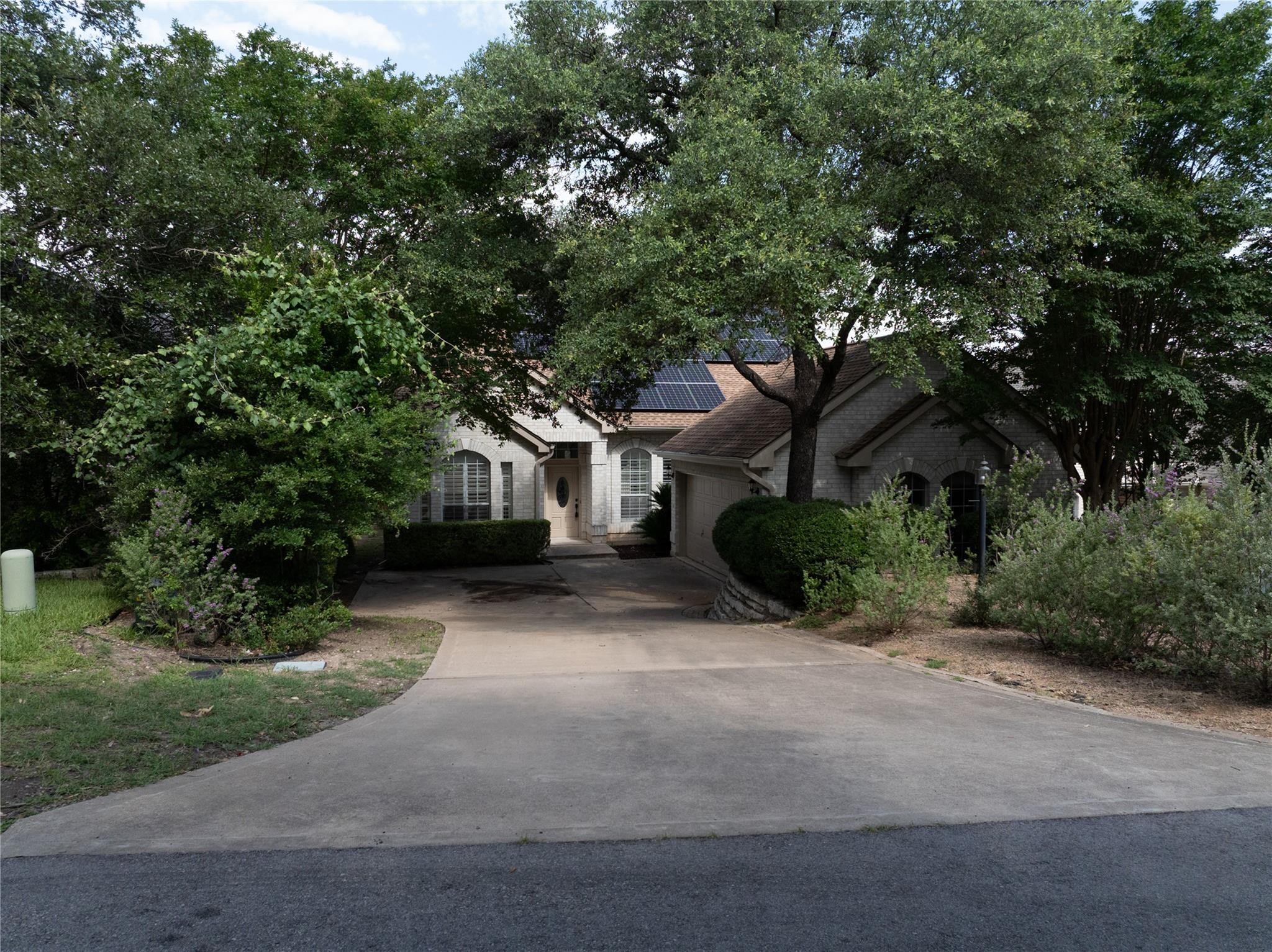 403 Hazeltine DR