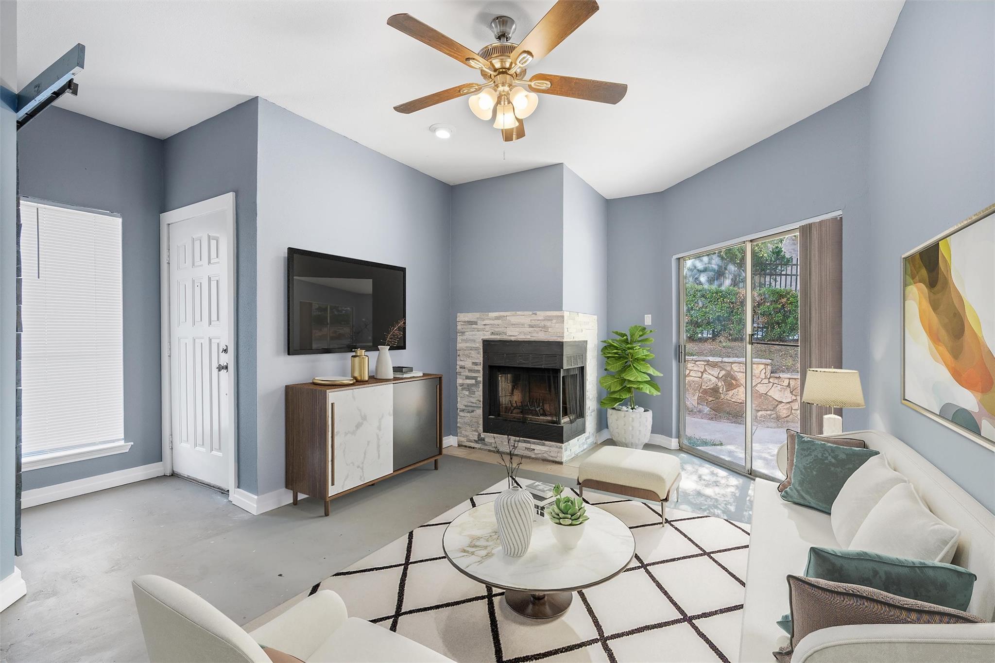 2450 Wickersham LN 101