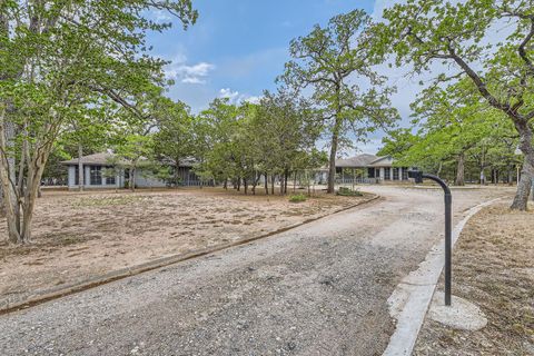 Photo of 200 Woodlands DR, Bastrop, TX 78602 (MLS # 9516984)