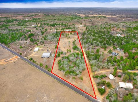 Photo of 123 Abbey LN, Smithville, TX 78957 (MLS # 8767222)