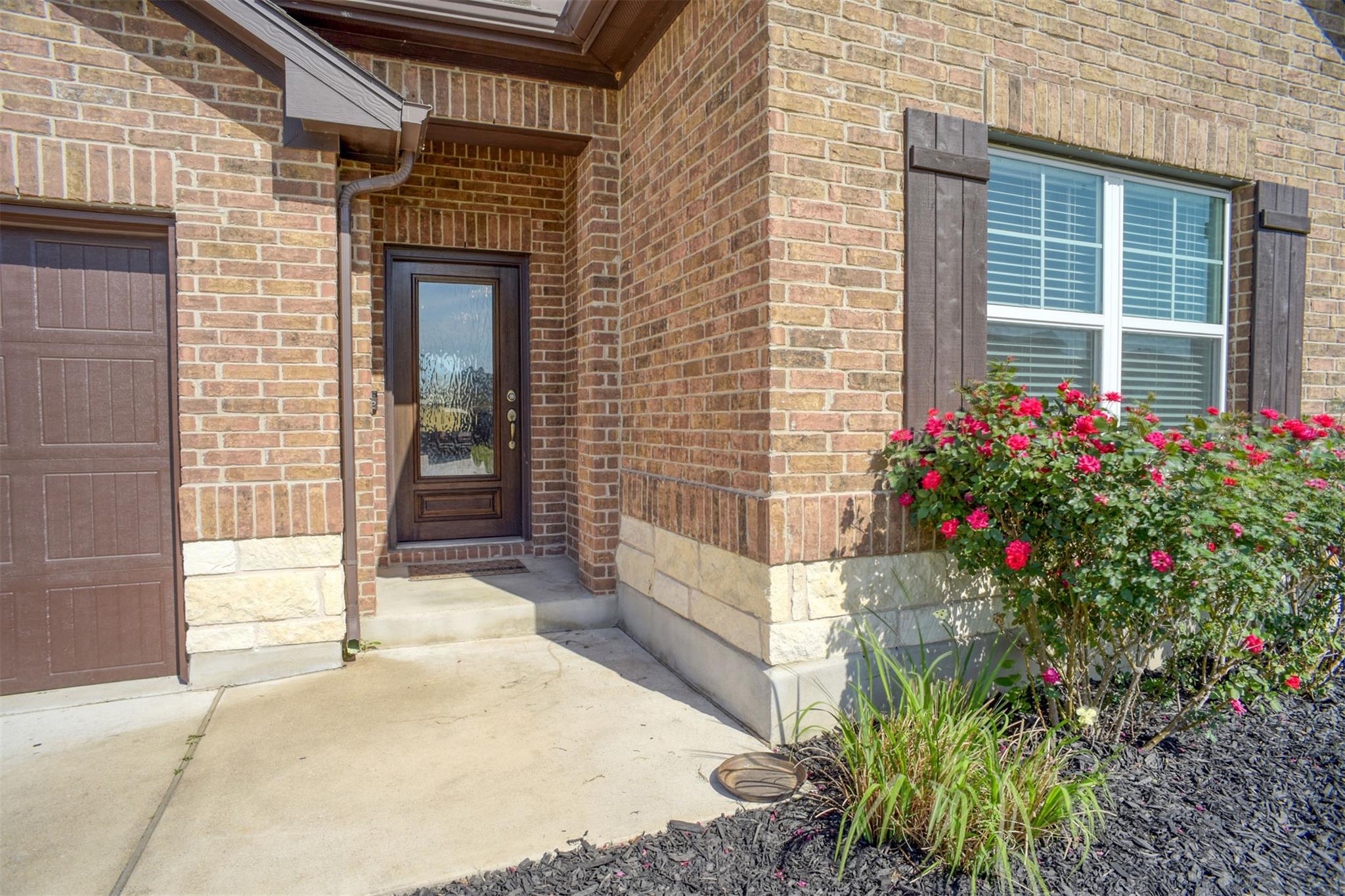 111 Joseph Hawkins LN