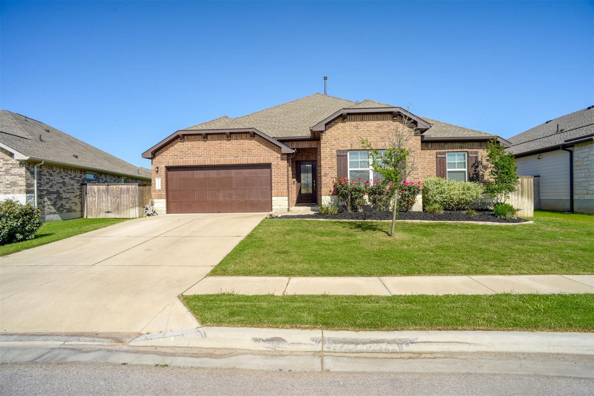 111 Joseph Hawkins LN
