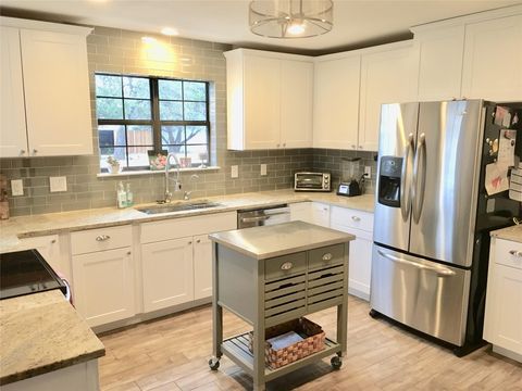 Tiny photo for 15818 Hamilton Pool RD, Austin, TX 78738 (MLS # 1835539)