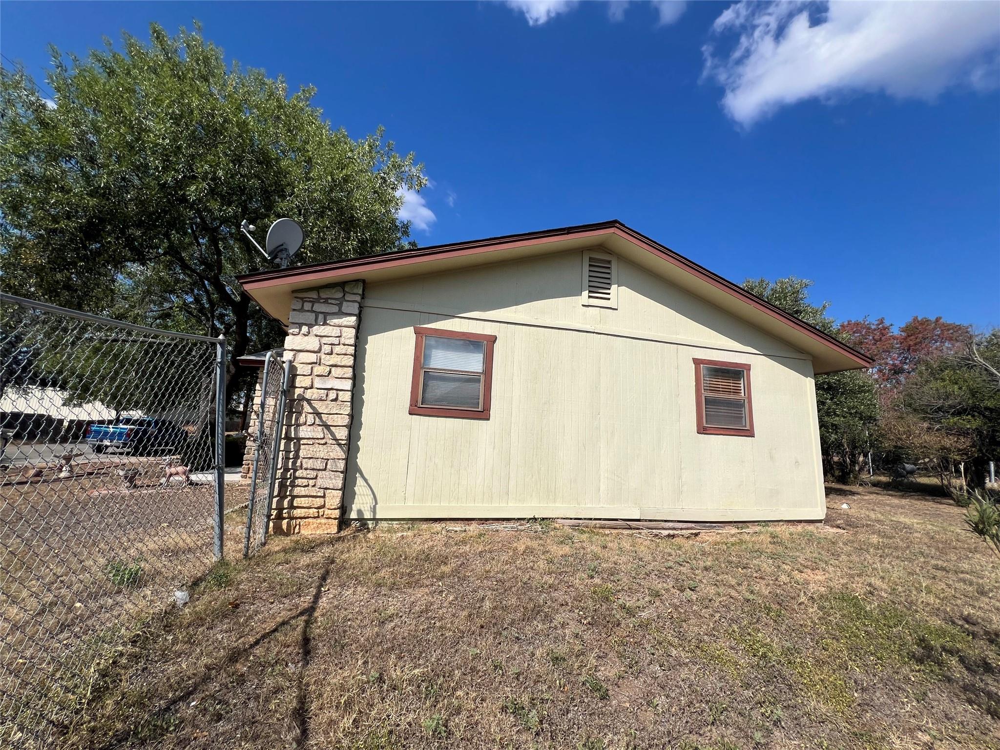 4307 Cottonwood DR