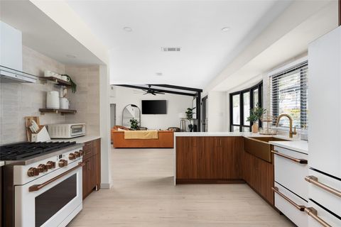 Tiny photo for 2209 Forest Bend DR, Austin, TX 78704 (MLS # 7254028)