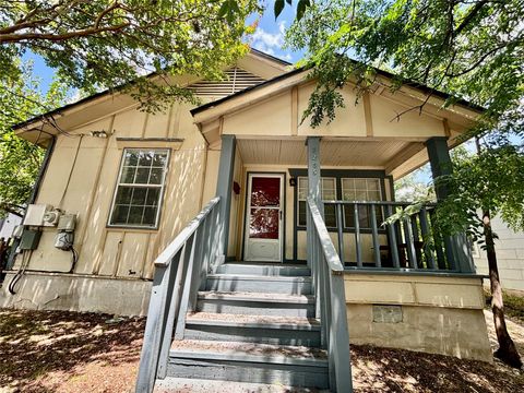 Photo of 1205 Olander ST, Austin, TX 78702 (MLS # 7653632)