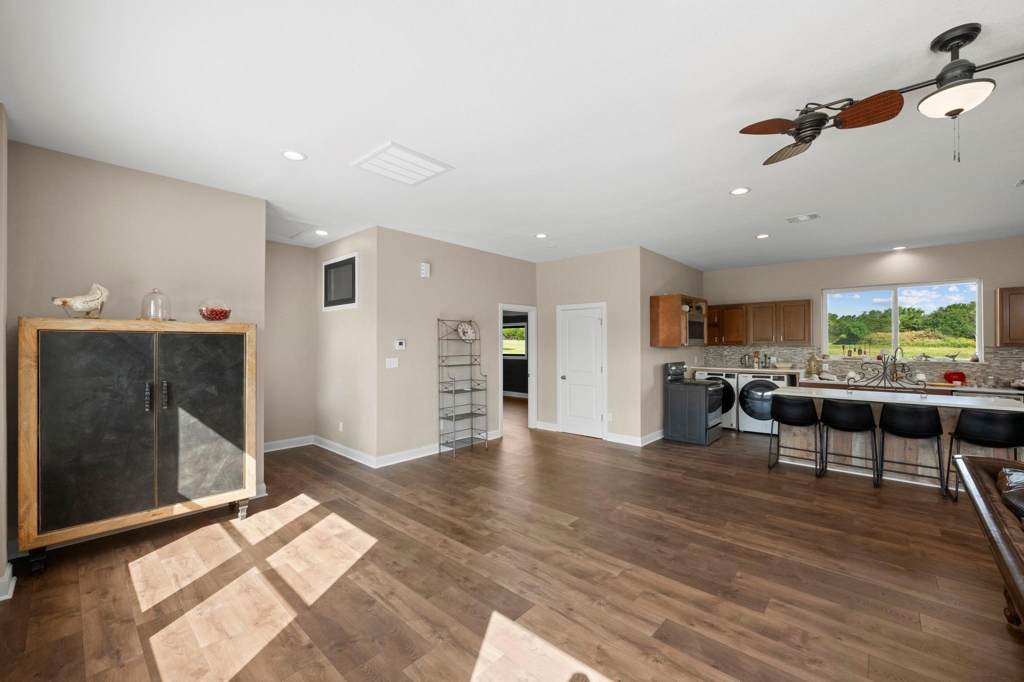 408 Mesa Oaks RD