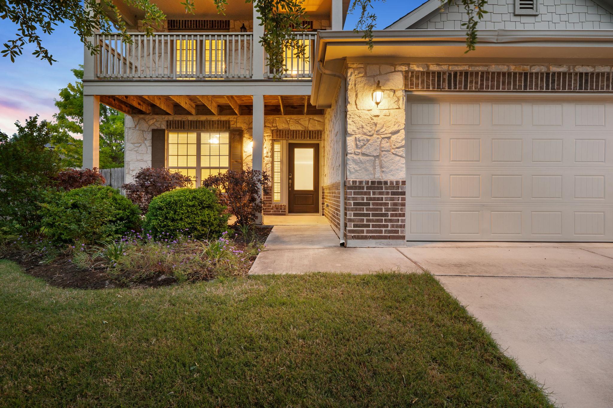 12201 Toluca DR