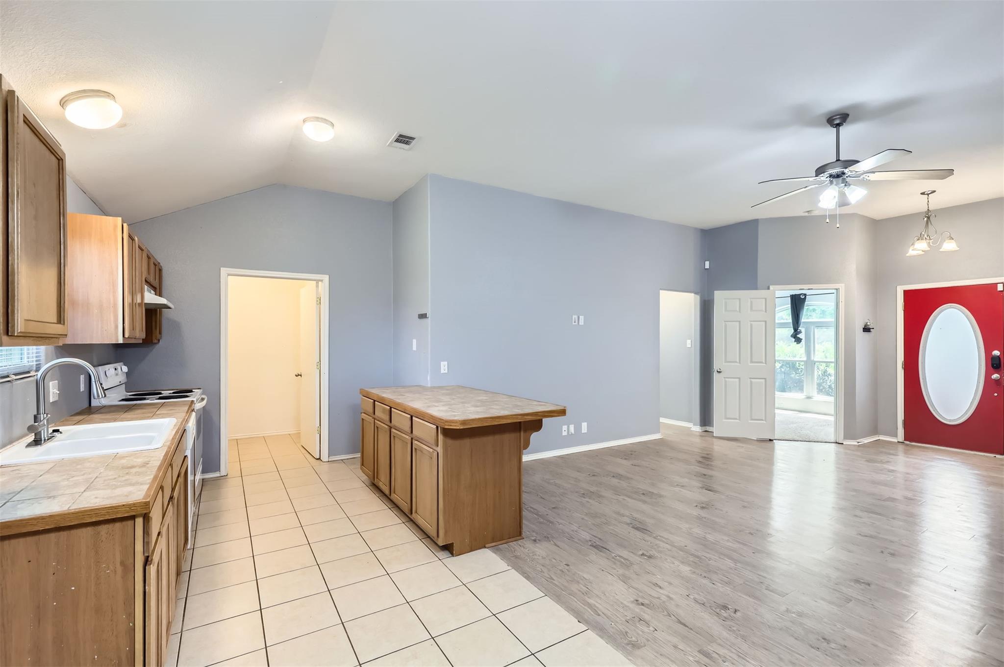 224 Copper LN
