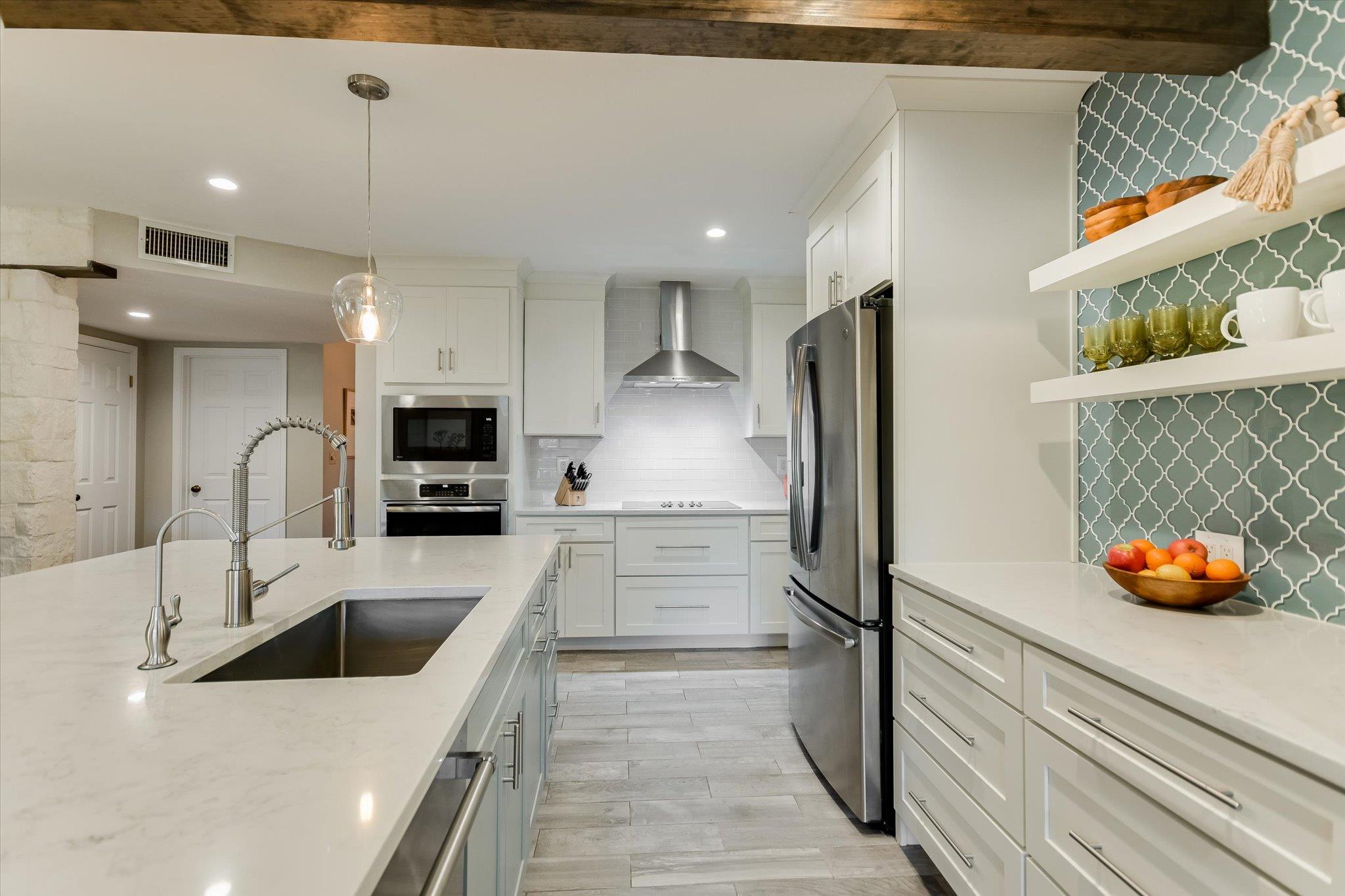 Wimberley, Texas 78676, United States, 3 Bedrooms Bedrooms, ,4 BathroomsBathrooms,Residential,Active,79645