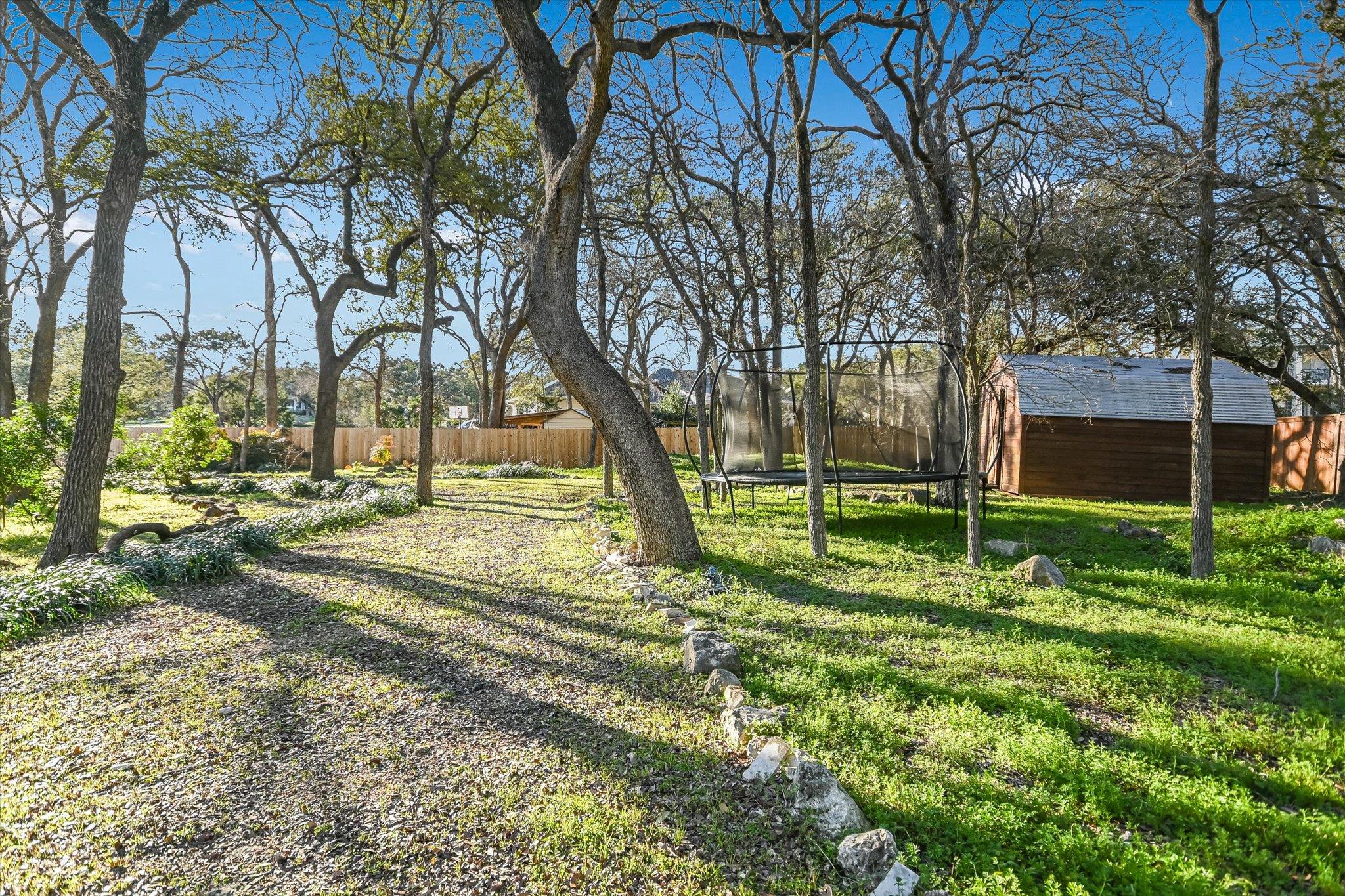 Wimberley, Texas 78676, United States, 3 Bedrooms Bedrooms, ,4 BathroomsBathrooms,Residential,Active,79645
