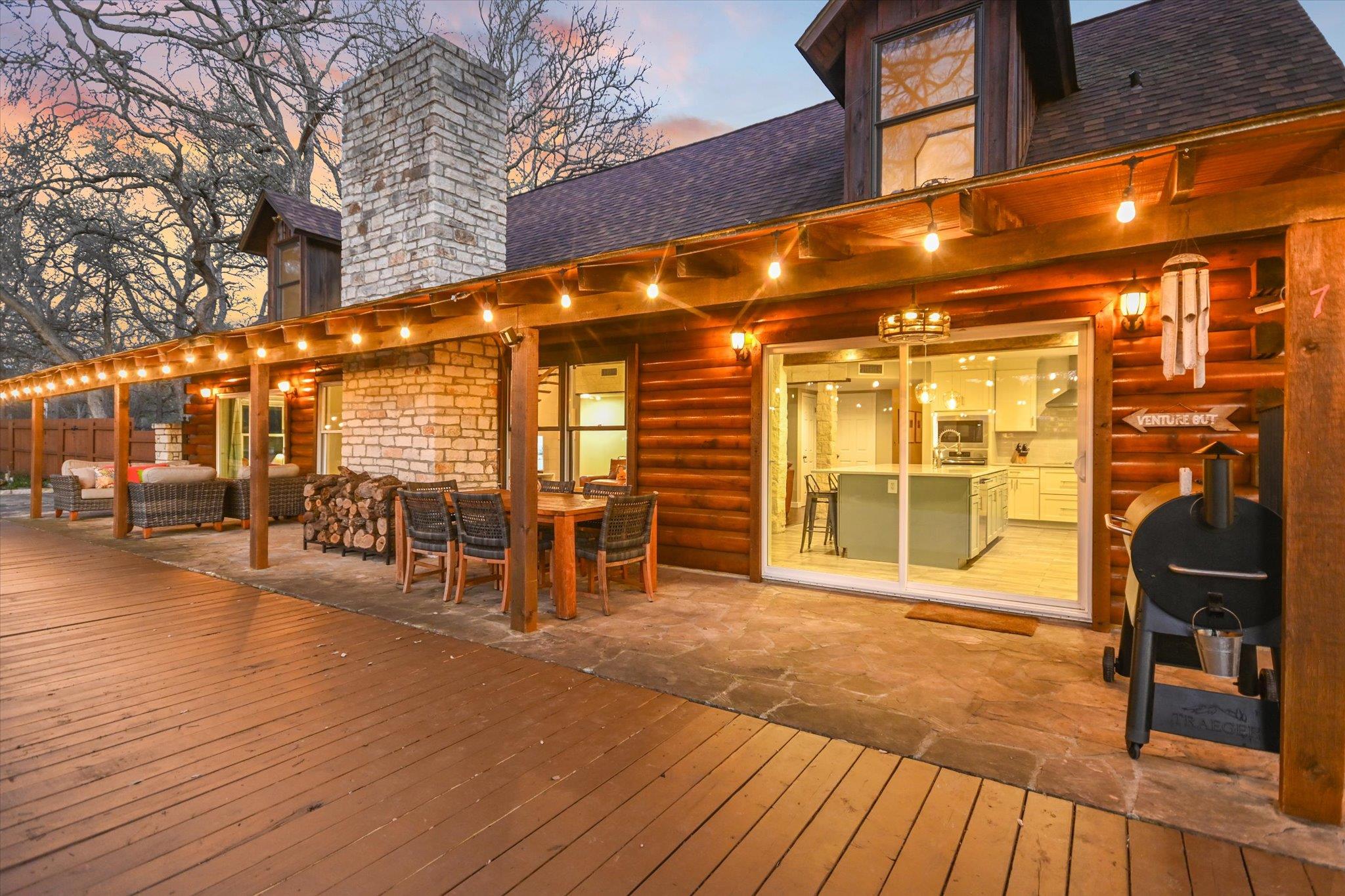 Wimberley, Texas 78676, United States, 3 Bedrooms Bedrooms, ,4 BathroomsBathrooms,Residential,Active,79645
