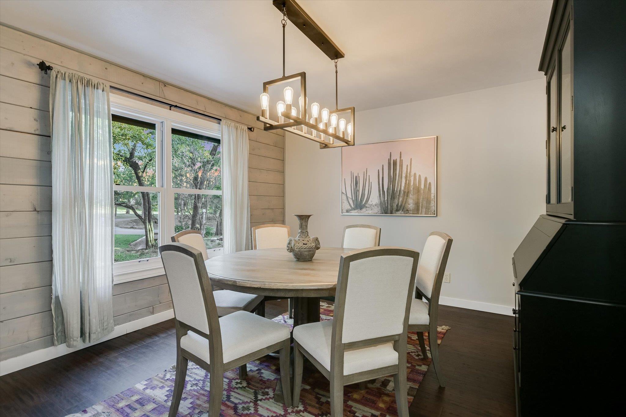 Wimberley, Texas 78676, United States, 3 Bedrooms Bedrooms, ,4 BathroomsBathrooms,Residential,Active,79645