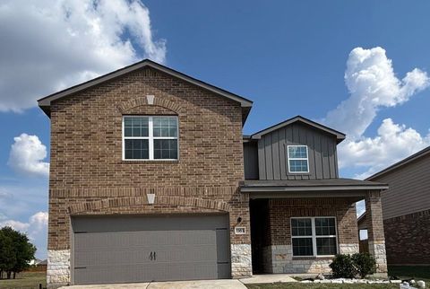 1163 Treeta TRL Kyle TX 78640