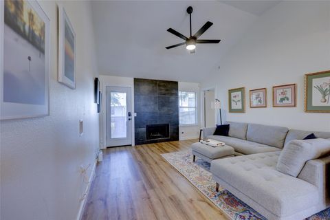 Tiny photo for 5005 Acorn Grove CT, Austin, TX 78744 (MLS # 1559684)