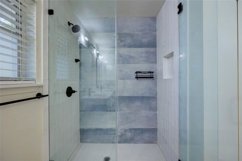 Tiny photo for 5005 Acorn Grove CT, Austin, TX 78744 (MLS # 1559684)