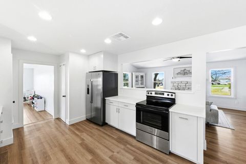 Tiny photo for 12208 Mustang DR, Buda, TX 78610 (MLS # 1743549)