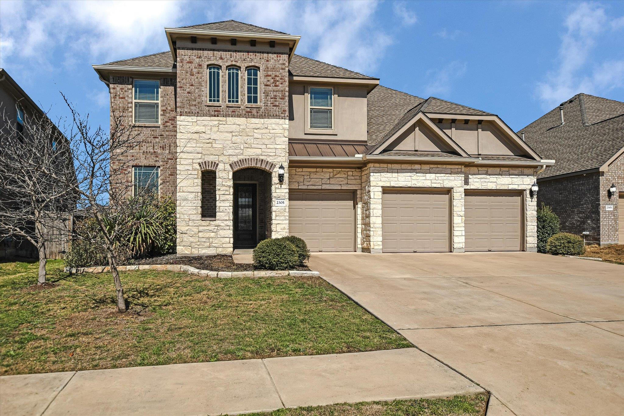 2305 Millbrook LOOP