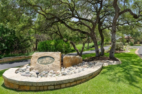 Photo of 906 Moonlight Bay DR, Spicewood, TX 78669 (MLS # 4336639)