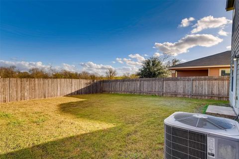 A home in Del Valle