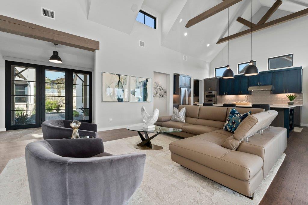 316 Hidden Beacon BND