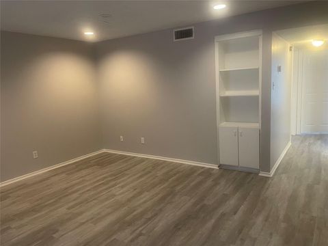 Tiny photo for 2401 NW Leon ST #110, Austin, TX 78705 (MLS # 7166787)