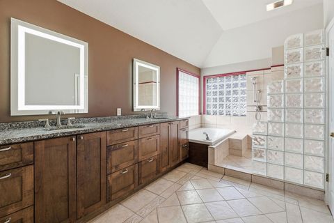 Tiny photo for 10517 Grand Oak CIR, Austin, TX 78750 (MLS # 9655730)
