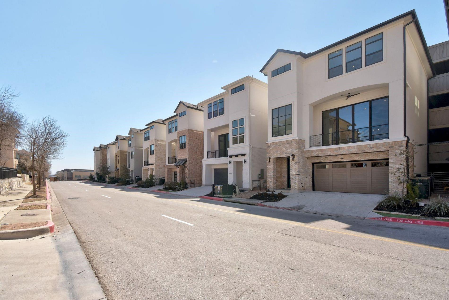 13404 Galleria CIR