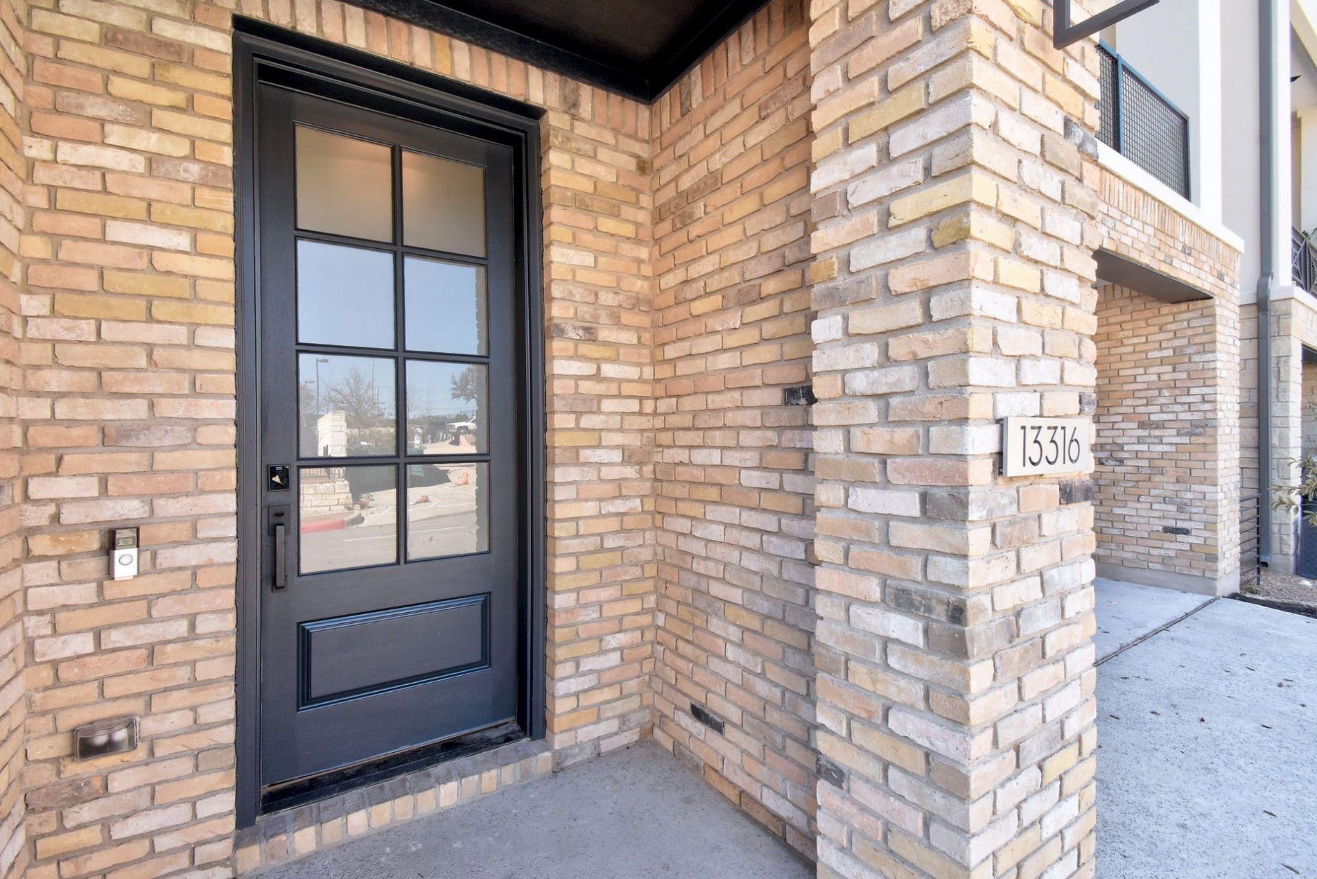 13404 Galleria CIR