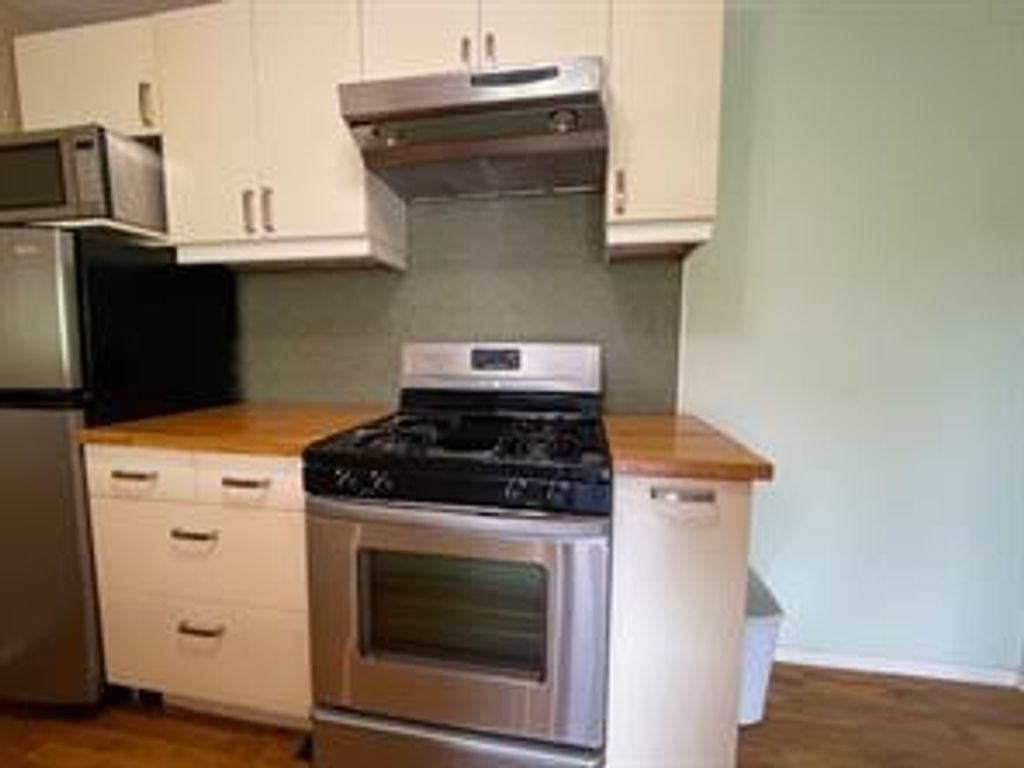 Photo of 304 E 33rd ST #24, Austin, TX 78705 (MLS # 2662370)