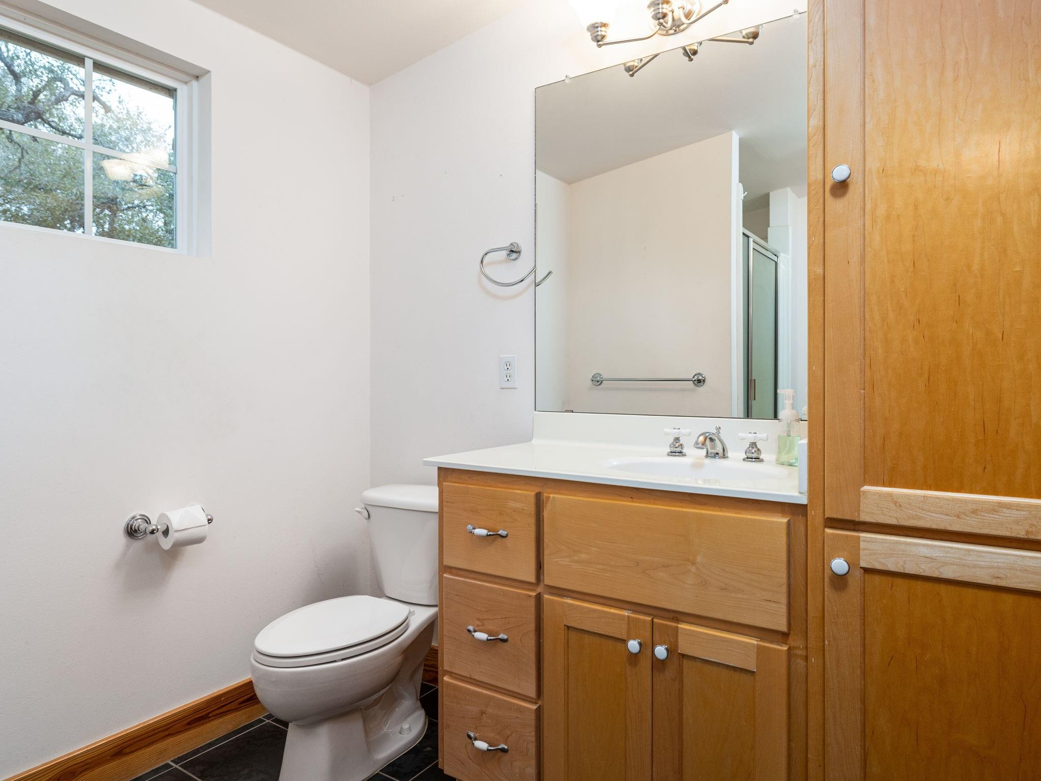 Driftwood, Texas 78619, United States, 3 Bedrooms Bedrooms, ,4 BathroomsBathrooms,Residential,Active,7234